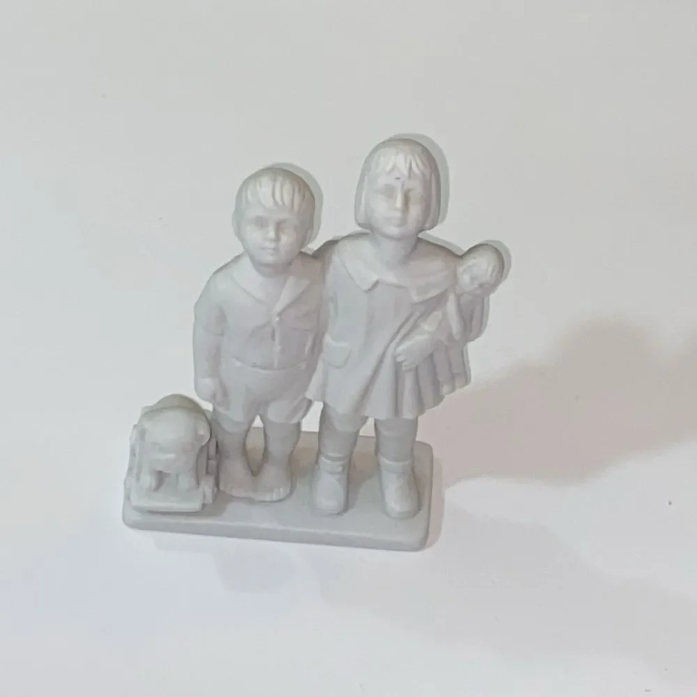 Memorial Sculpture Great Mausoleum  White Porcelain Figurine of Children